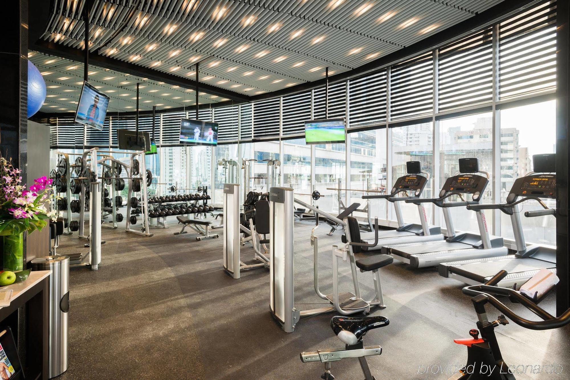 Hotel Las Americas Golden Tower Panama Exterior foto 3D rendering of a gym